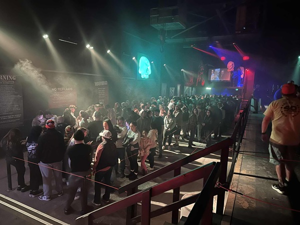 Nightmare on Edgewood queue line